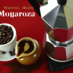 fotografia sobre como preparar un cafe con sabor a caramelo con una cafetera moka para portada de una categoria en una pagina web sobre cafe y cafe expresso y utiliza mucho el color oro b8963