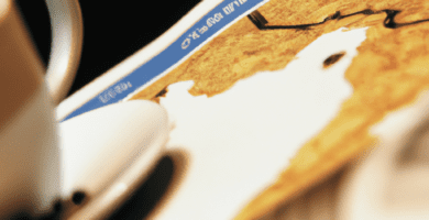 fotografia sobre rutas del cafe de viajes y turismo para portada de una categoria en una pagina web sobre cafe y cafe expresso y utiliza mucho el color oro b89634 y en menor medida black 000000