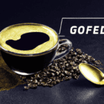 fotografia sobre el cafe irlandes perfecto para portada de una categoria en una pagina web sobre cafe y cafe expresso y utiliza mucho el color oro b89634 y en menor medida el color black 000000