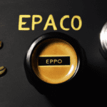 fotografia sobre preparacion del espresso en todo el mundo para portada de una categoria en una pagina web sobre cafe y cafe expresso y utiliza mucho el color oro b89634 y en menor medida el color